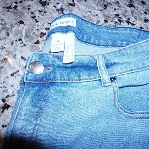 Lane Bryant Flex Magic Waistband Curvy Fit High-Rise Pedal (Capris)